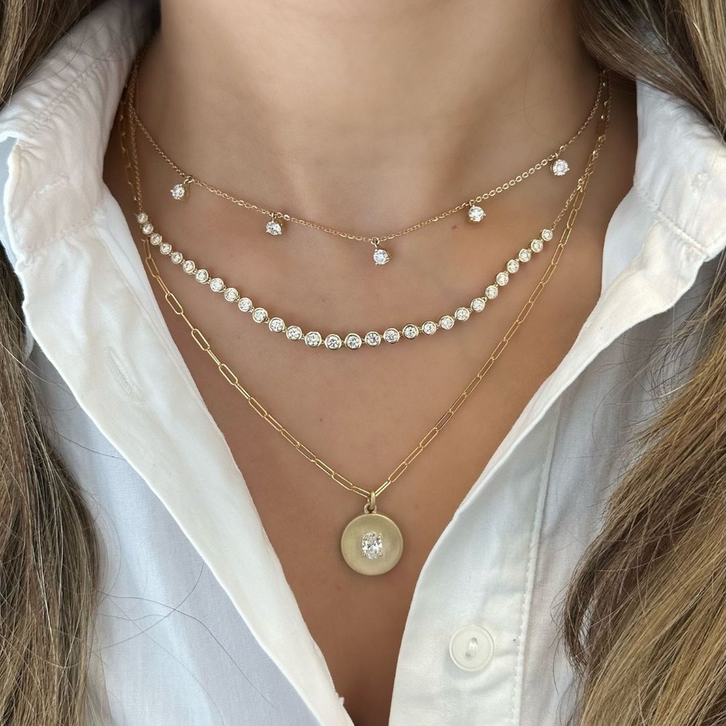 Graduated Bezel Half Tennis