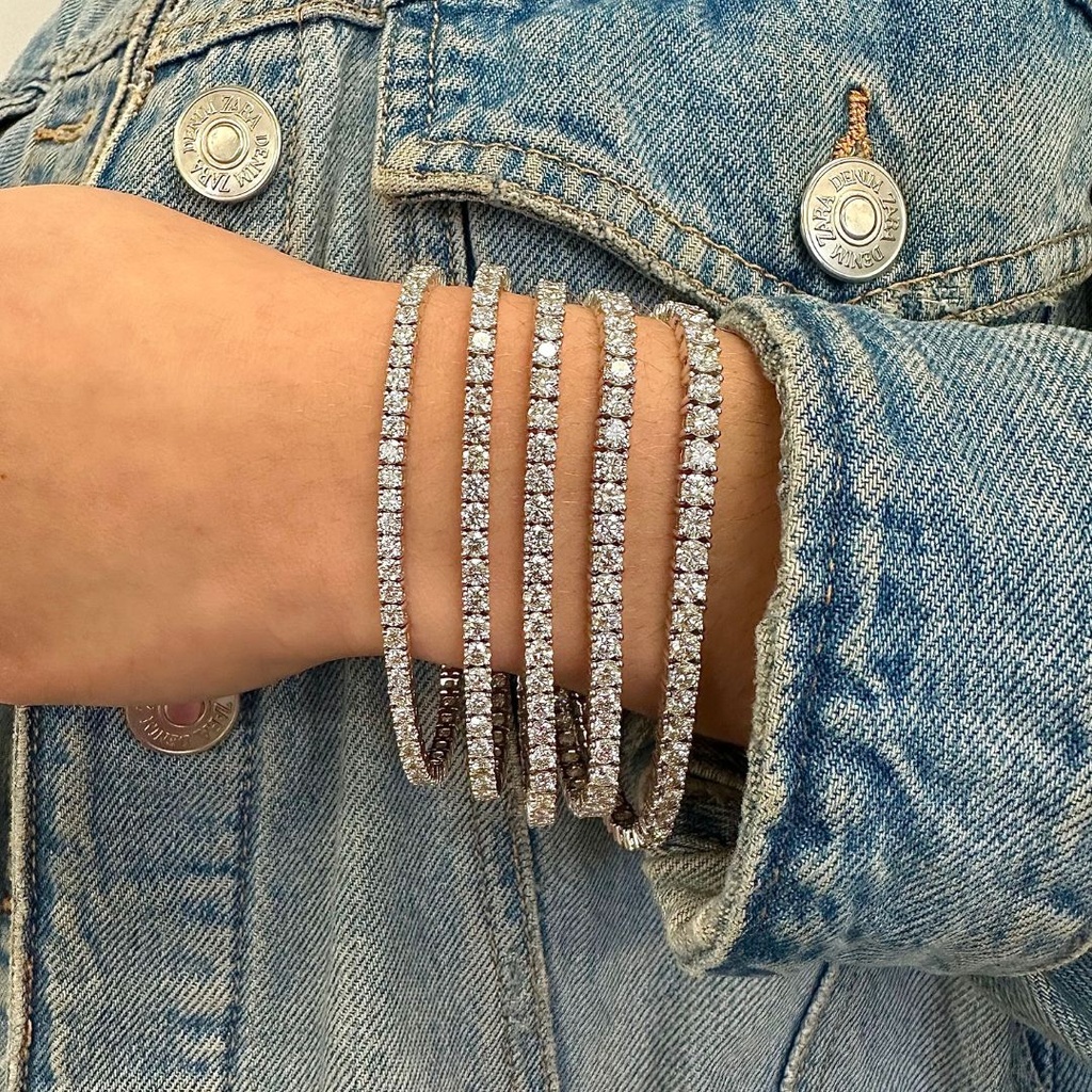 Classic Four Prong Tennis Bracelet (B300)